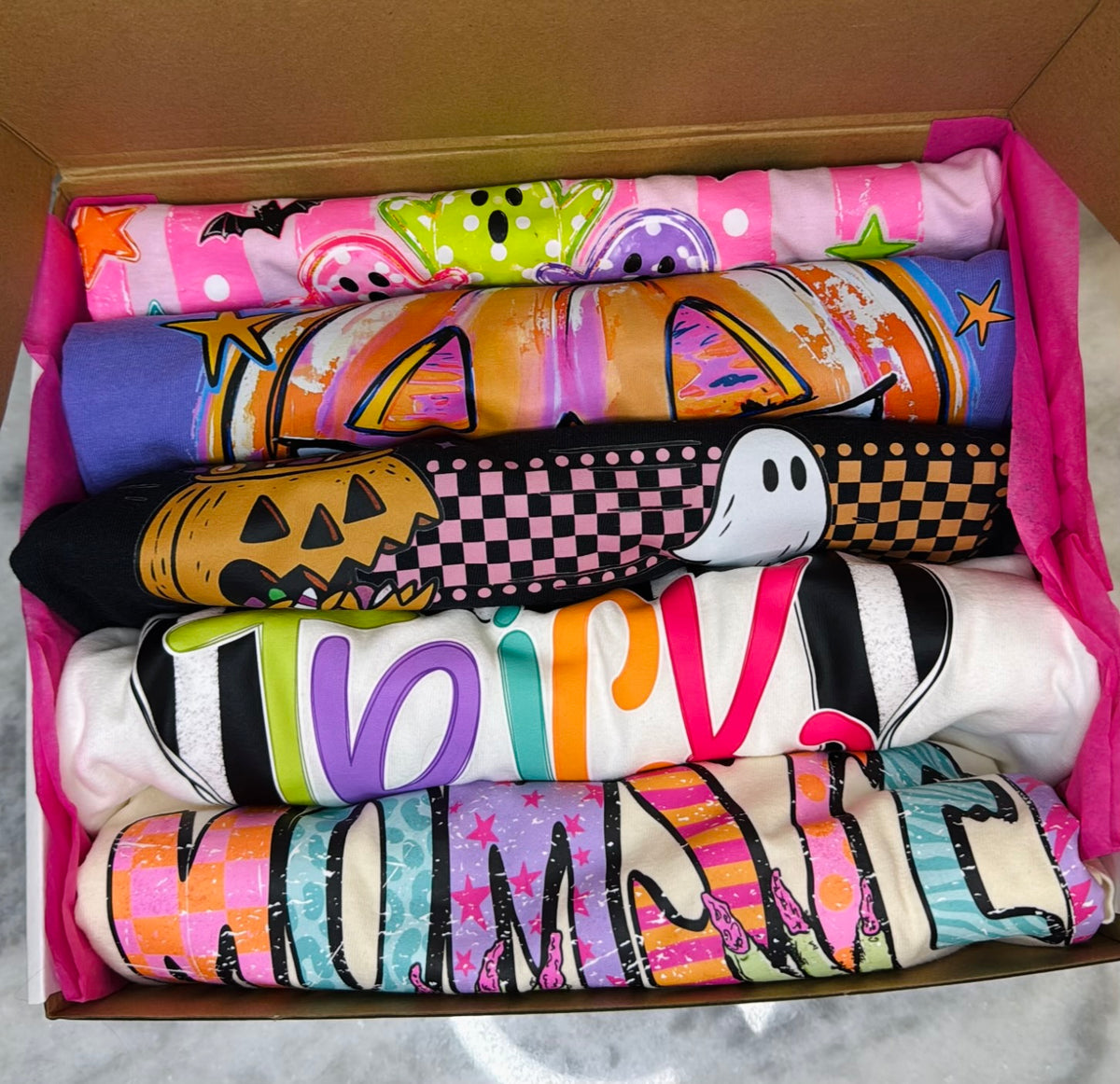 MYSTERY HALLOWEEN BOX